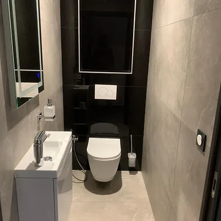 Maison Jacuzzi Villa *